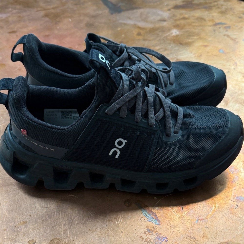 On Kids’ Grade School Cloudswift Shoes